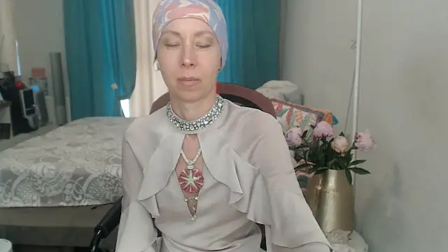 Chat XXX en directo de LuxuryNika