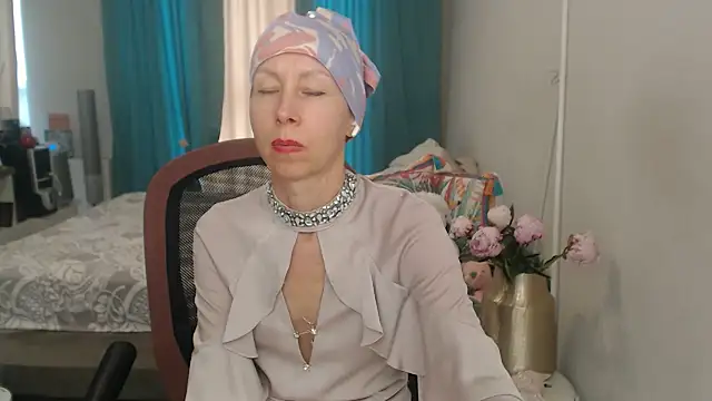 LuxuryNika Live XXX-Chat