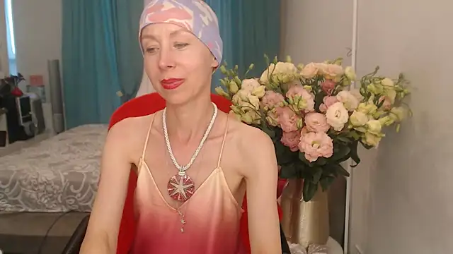 LuxuryNika Webcam-Show