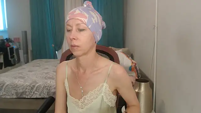 Chat XXX en directo de LuxuryNika