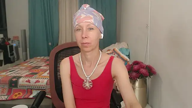 LuxuryNika's Webcam Show