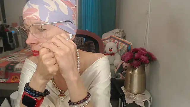 LuxuryNika Cameră chat live