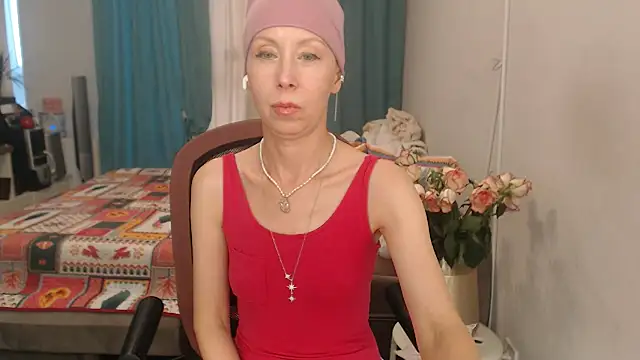 LuxuryNika's Webcam Show