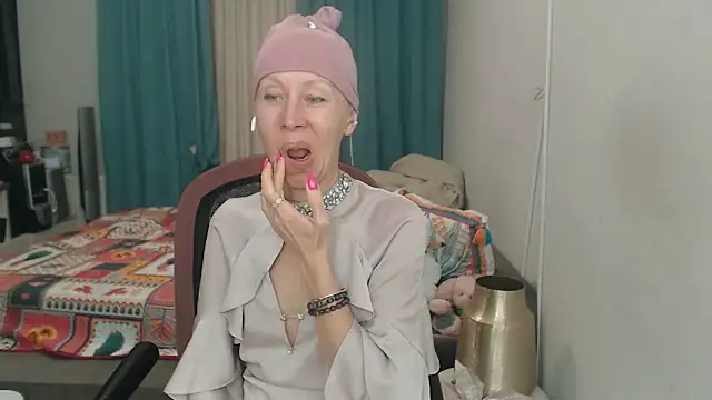 LuxuryNika Pertunjukan Webcam