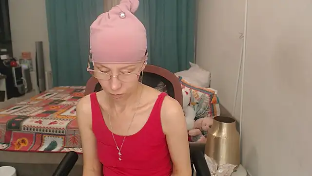 LuxuryNika's Live XXX Chat