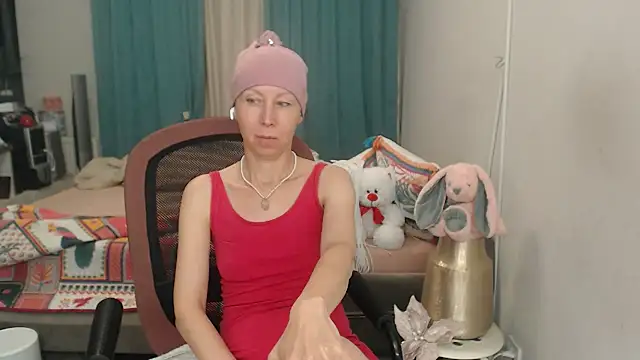 LuxuryNika – webcam-show
