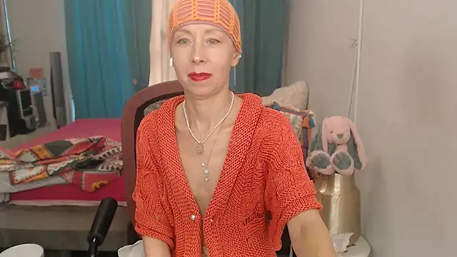 LuxuryNika's Live XXX Chat