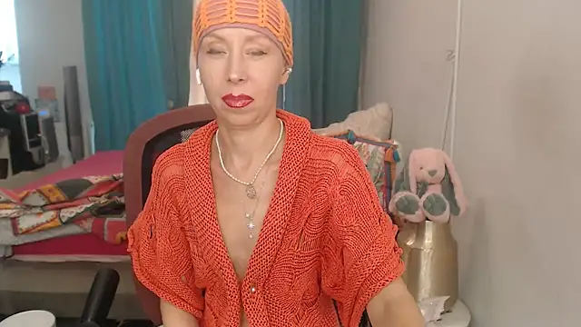 LuxuryNika's Live XXX Chat