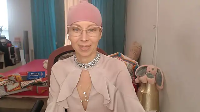 Chatroom XXX en direct de LuxuryNika