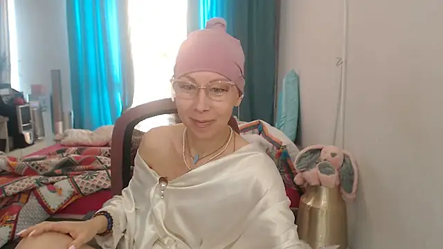LuxuryNika – Live XXX-chat