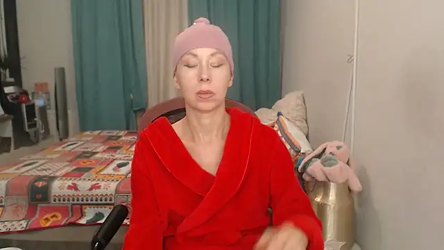LuxuryNika's Webcam Show