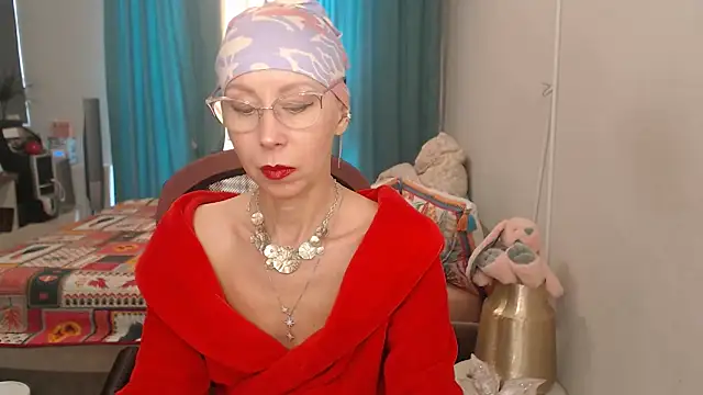 LuxuryNika – Naživo XXX chat