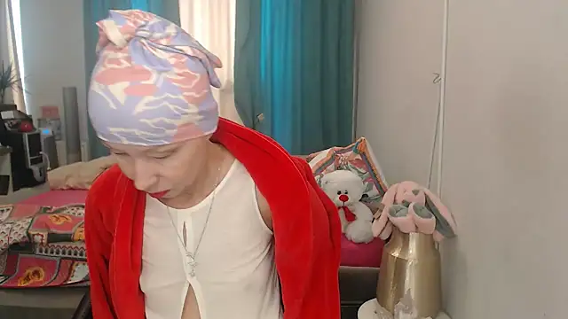 LuxuryNika live XXX chat