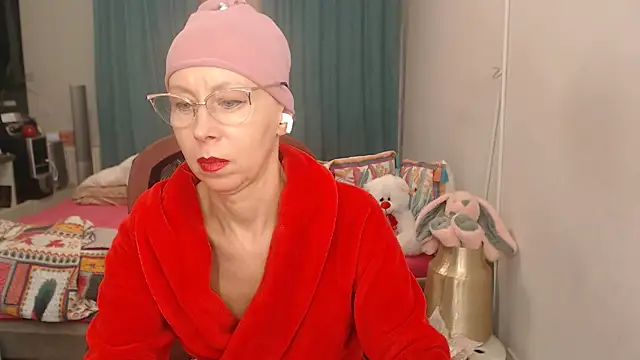 LuxuryNika's Live XXX Chat