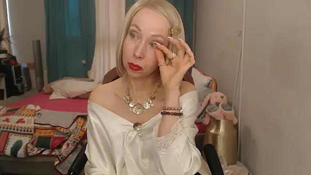 LuxuryNika Live XXX-Chat