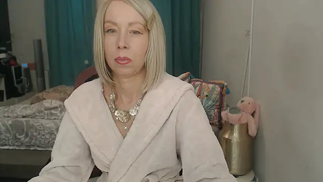 Chatroom XXX en direct de LuxuryNika