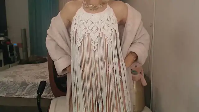 LuxuryNikan Live XXX chat