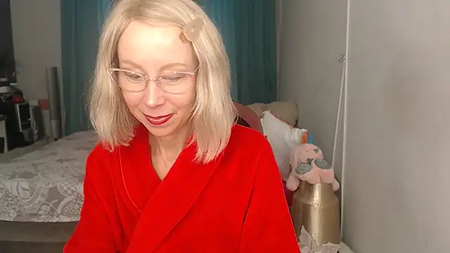 Show de LuxuryNika na webcam