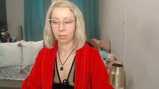 Chatroom XXX en direct de LuxuryNika