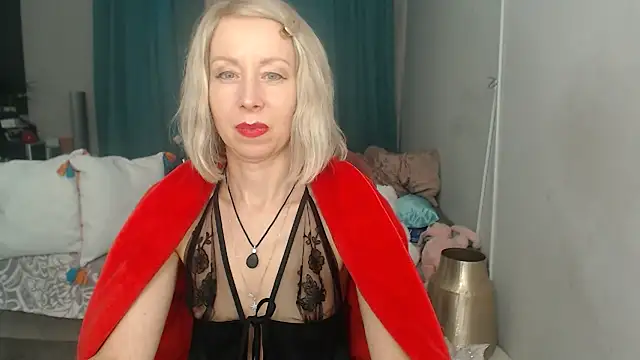 LuxuryNika Live XXX-chat