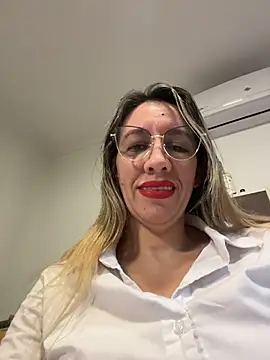 Gatitacarlita Adlı Modelin Web Kamerası Şovu