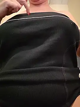 Show modela Adivaaa na web-kameri