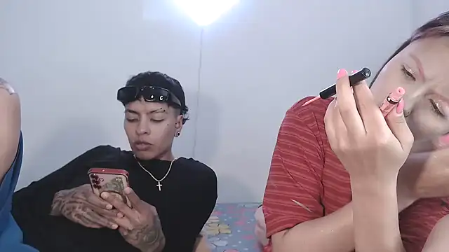 dulce_maria_x Show Webcam