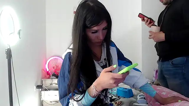 Doll_saryn Webbikameraesitys