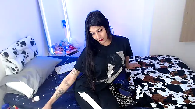 Show de Doll_sary na webcam