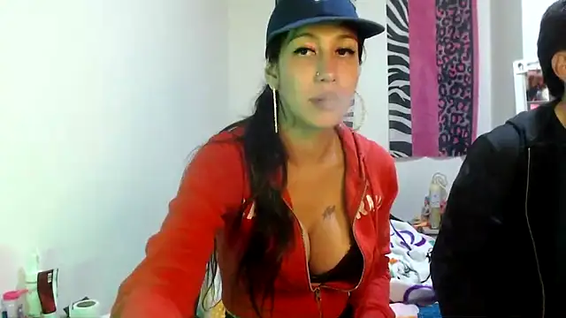 Show de Doll_sary na webcam