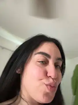 הופעת וובקאם של WetFlower69