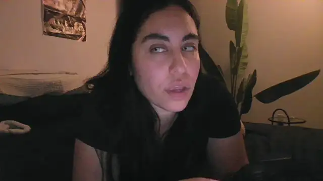 عرض كام WetFlower69