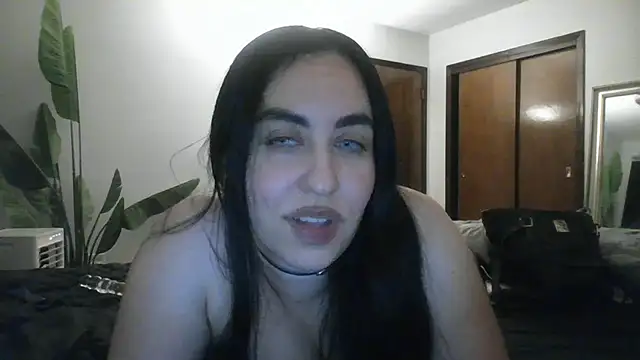 WetFlower69 Show in webcam