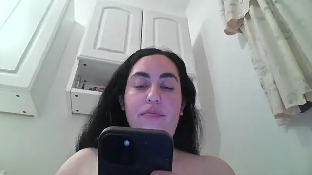 عرض كام WetFlower69
