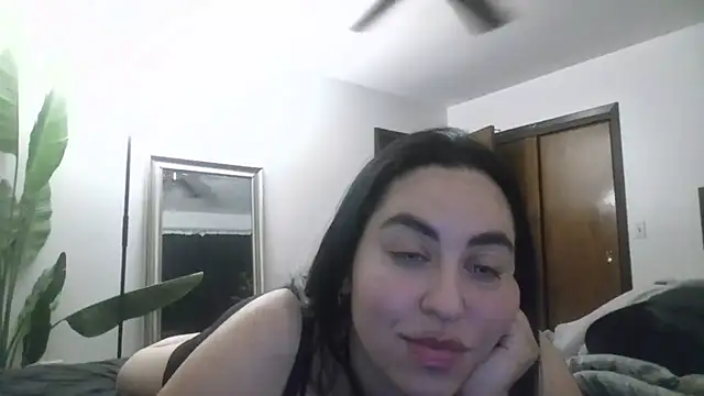 عرض كام WetFlower69
