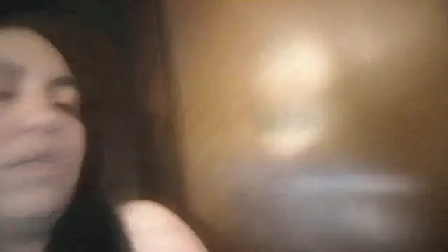 WetFlower69's Live XXX Chat