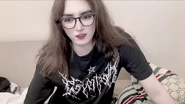 MinniMaksy: вебкам-шоу