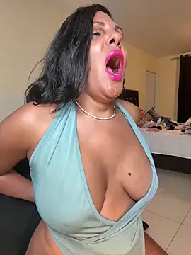 Latina-miss' Webcam Show