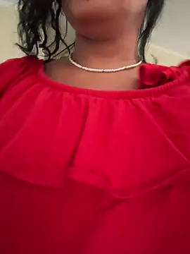 Latina-miss Adlı Modelin Web Kamerası Şovu