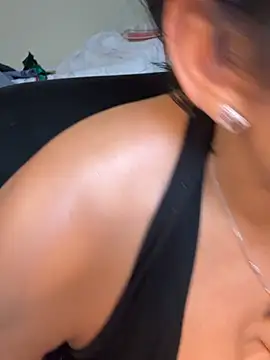 Živý XXX chat Latina-miss