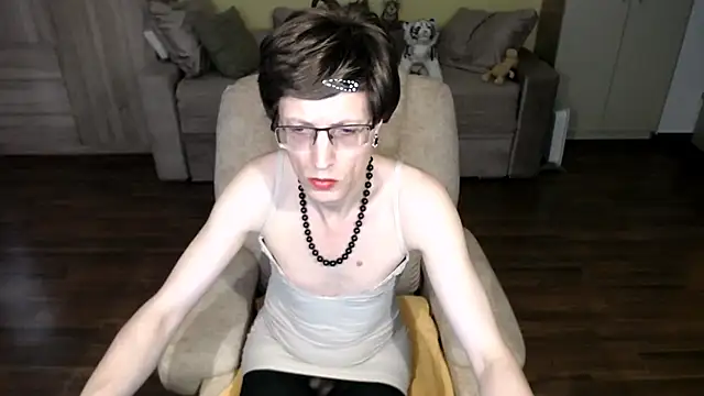 clementine Webcam show
