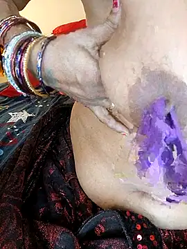 INDIANDESIMATURE's Webcam Show