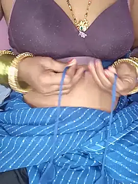 INDIANDESIMATURE – Kamerová šou