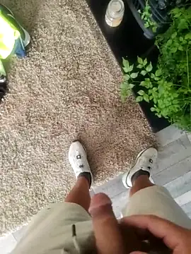 Muzz_2020 Show Webcam