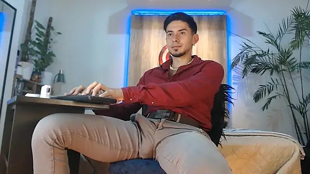 Show de Andrew_4_ na webcam
