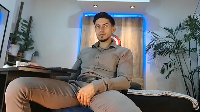 Andrew_4_ 网络视讯表演