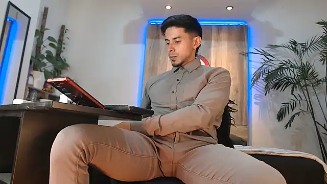 Andrew_4_ Show Webcam