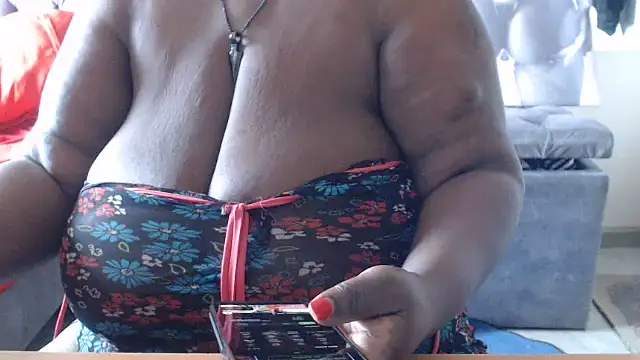 แชท XXX สดของ BIG_BOOBS_ASS_QEEN