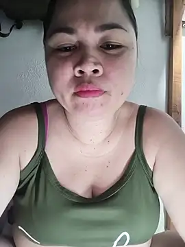 Sweetlorie_83 Show in webcam