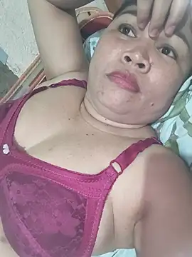 Sweetlorie_83's Webcam Show